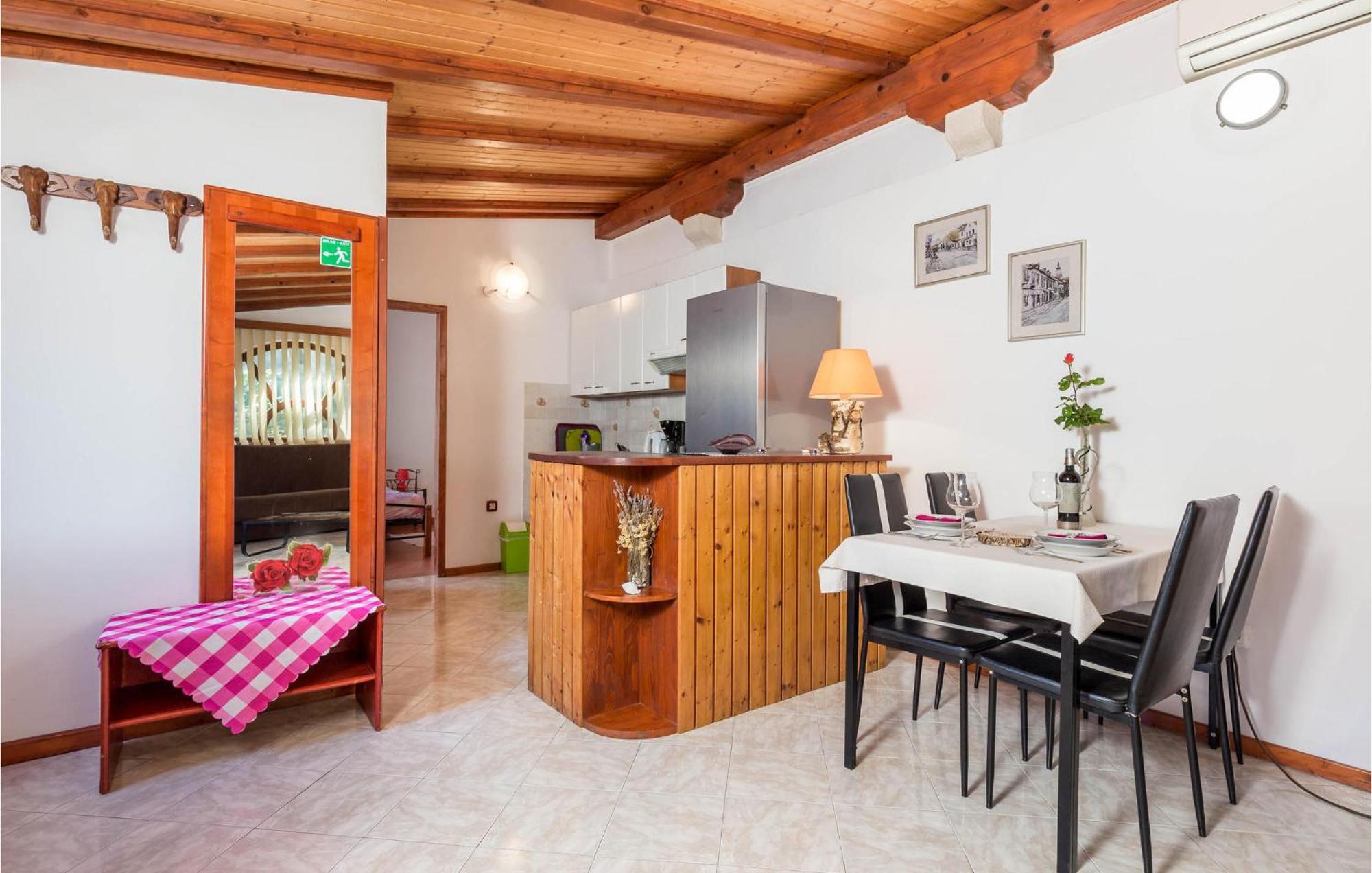 Awesome Home In Veli Lošinj Extérieur photo