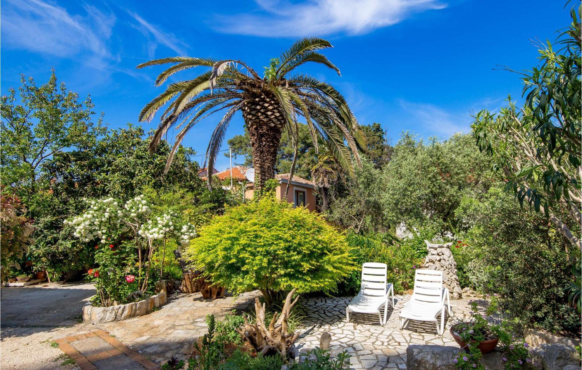 Awesome Home In Veli Lošinj Extérieur photo