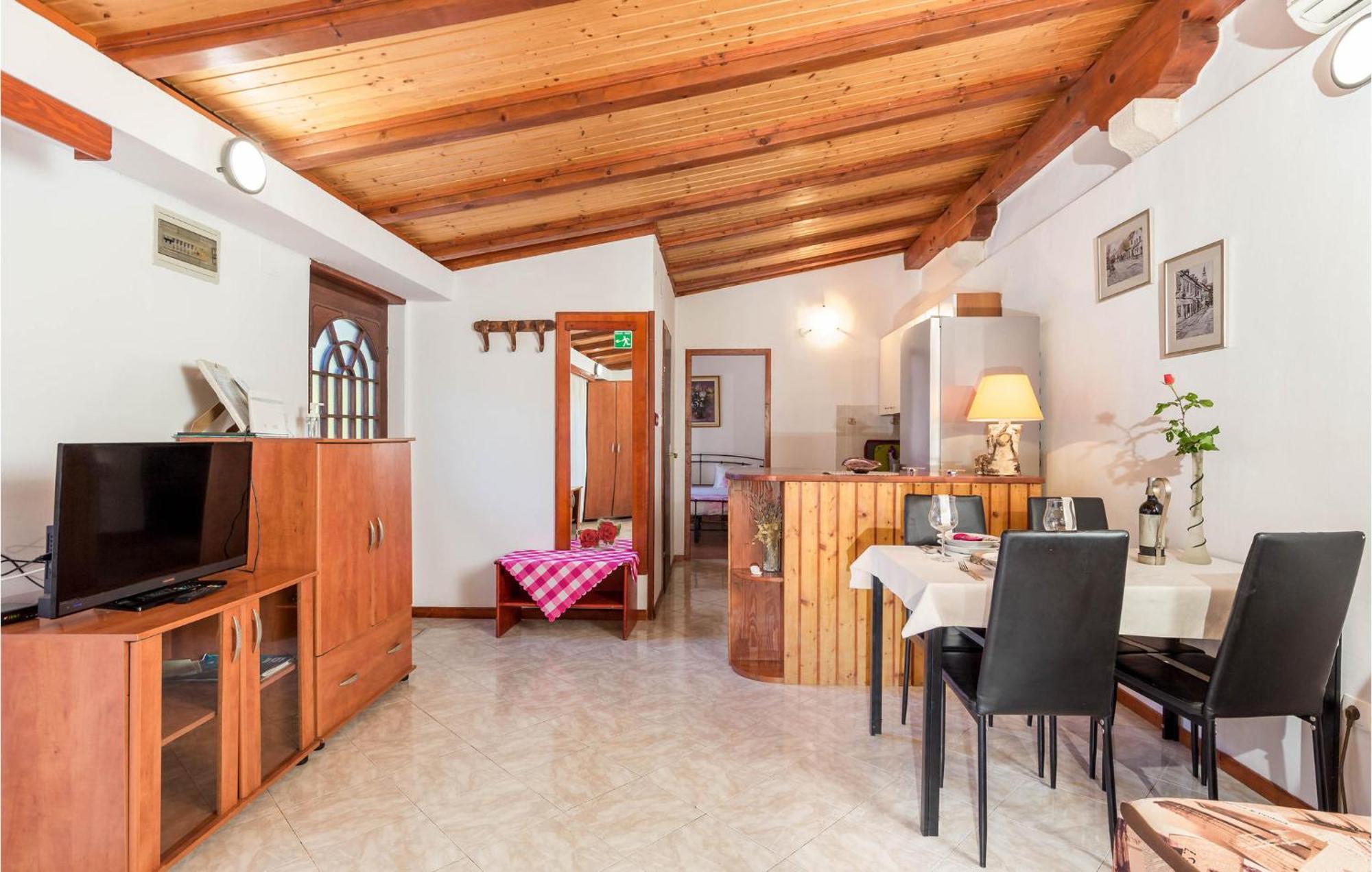 Awesome Home In Veli Lošinj Extérieur photo