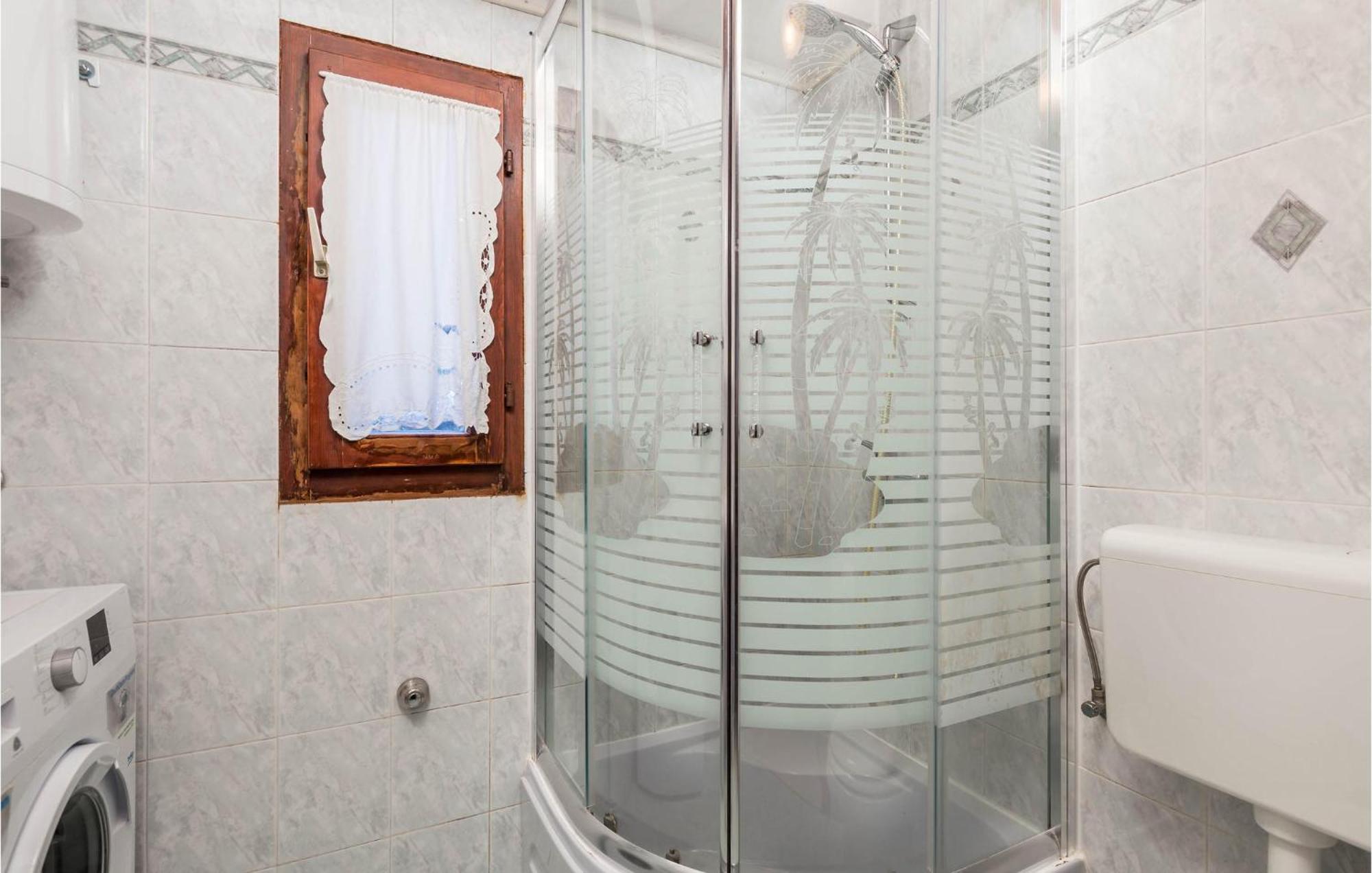 Awesome Home In Veli Lošinj Extérieur photo