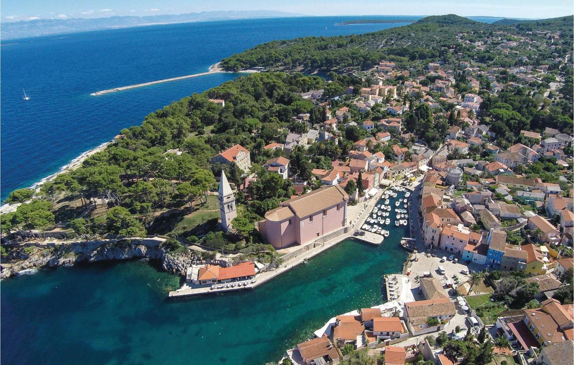 Awesome Home In Veli Lošinj Extérieur photo